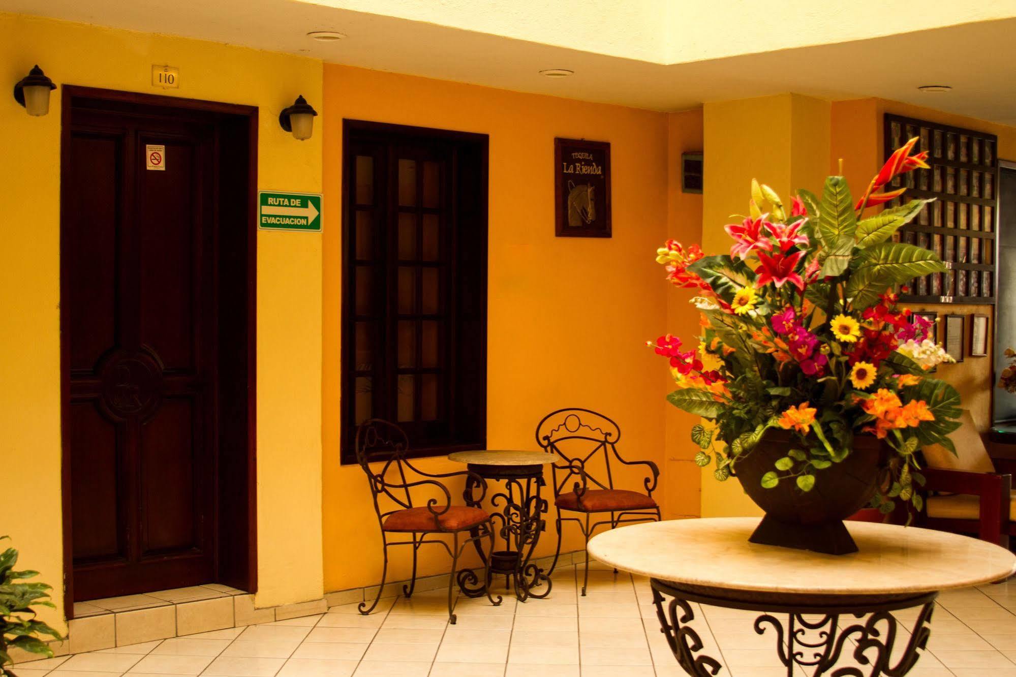 Plaza Jardin Hotell Tequila Eksteriør bilde