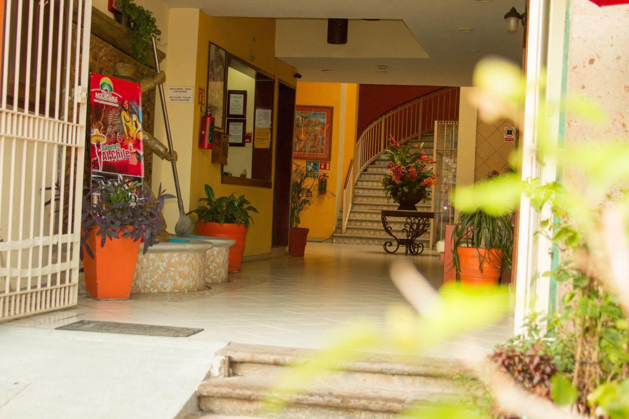 Plaza Jardin Hotell Tequila Eksteriør bilde